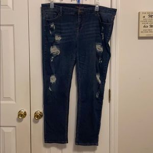 Maurices jeans